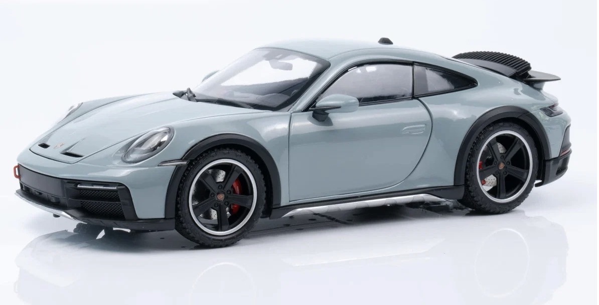 Minichamps 2022 Porsche 911 992 Dakar Green Metallic 1:18 scale model